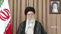 ببینید |  فیلم کامل سومین پیام تلویزیونی رهبر معظم انقلاب خطاب به ملت ایران در پی تهاجم رژیم صهیونی