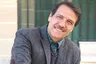 شعر آیینی؛ زبان بیداری و کنش اجتماعی