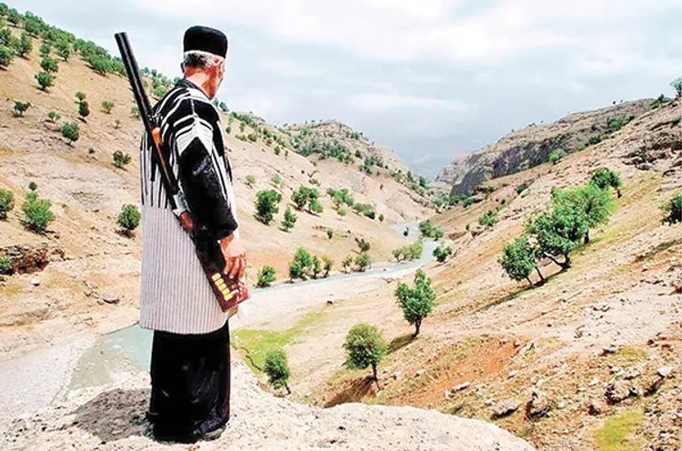 مرزبانان بی ادعا